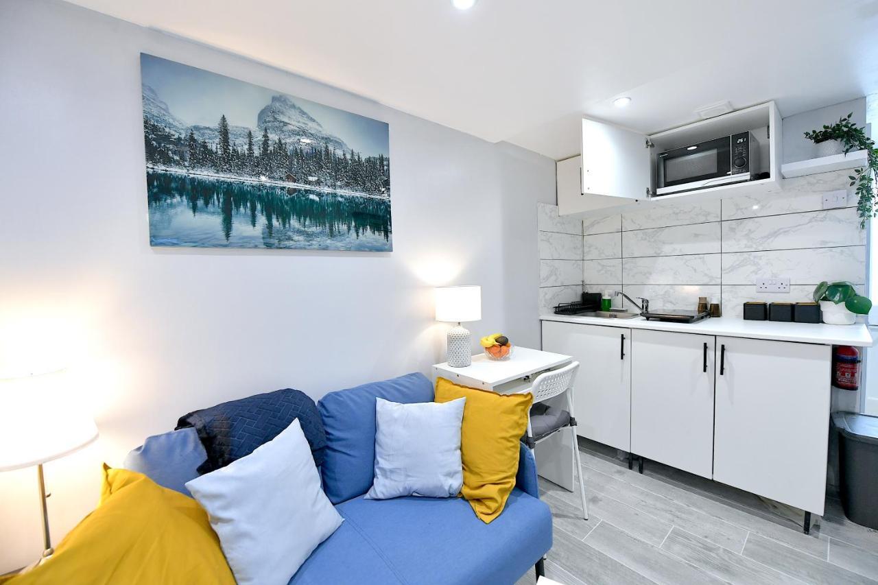 Apartment Cozy Retreat In Vibrant Crystal Palace, *